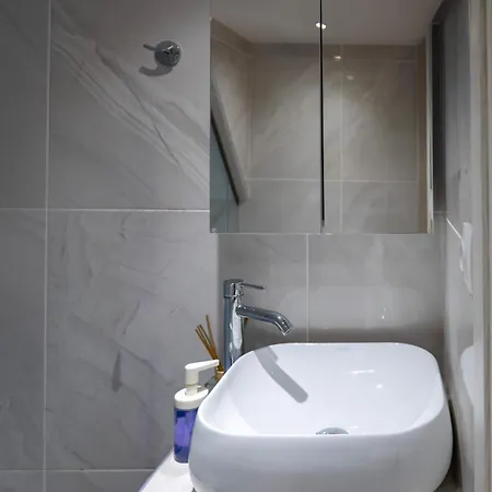 Apartament Gimispacefive Compact In Center Easy Living